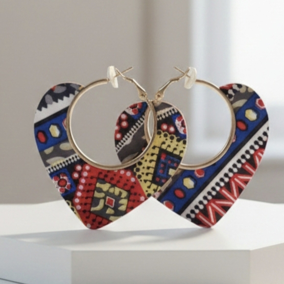 Crystal. Jewelry - Ultra-lightweight wooden hoop earrings with a heart and African print. 6cm